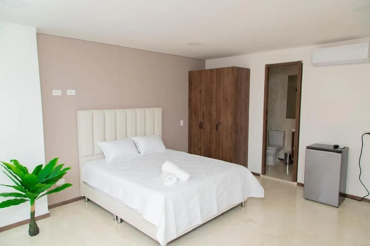 アパート Laureles Suite Faro 78 1 Queen Bed Con Aire メデジン